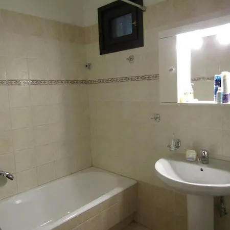 Ανάμεσα Στα Έλατα בית נופש *