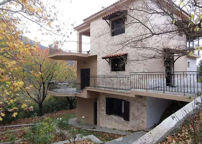 Ανάμεσα Στα Έλατα * Agia Varvara (Akrata)