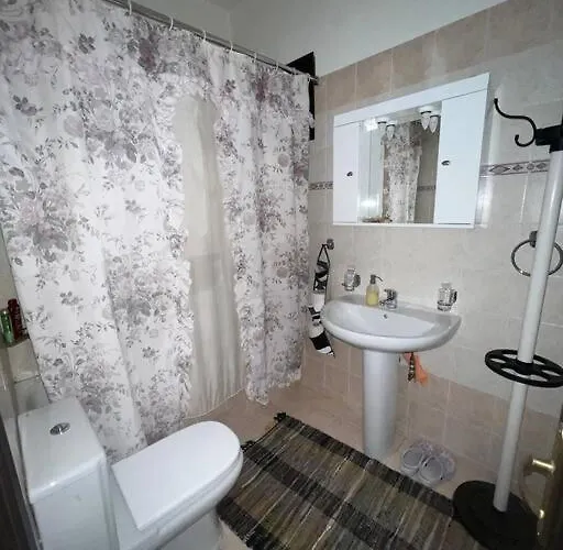 Ανάμεσα Στα Έλατα Agia Varvara (Akrata)